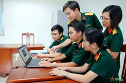 Bảo vệ nền tảng tư tưởng của Đảng | Chính trị TRUYỀN HÌNH INTERNET Lai Châu qua ảnh