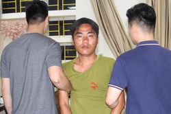Bảo Thắng: Bắt giữ đối tượng vận chuyển 600 viên ma túy tổng hợp