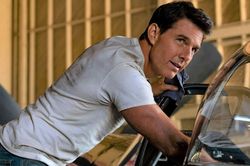 Phim của Tom Cruise cán mốc 1 tỷ USD