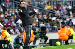 Barcelona: Cơn đau 'ruột thừa' của Xavi
