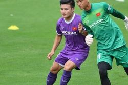 Báo L'Equipe: Pau FC đánh bạc với Quang Hải
