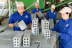 Ủy ban nhân dân tỉnh Gia Lai trả lời cử tri về mua sắm trang-thiết bị tập trung