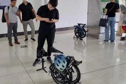 Đường sắt Cát Linh - Hà Đông cho hành khách mang xe đạp gấp lên tàu
