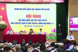 Bí thư Thành ủy tiếp xúc cử tri sau Kỳ họp thứ 3 của Quốc hội