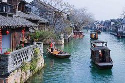 Cổ trấn 'giàu có' nhất Trung Quốc: Mệnh danh ngọc trai đen của miền sông nước nhưng bị gọi là giả vì quá 'đậm mùi người'