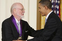 John Williams: Tượng đài nhạc phim 'giải nghệ' ở tuổi 90
