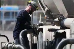Giá dầu thế giới tăng trở lại, Brent giao trên mức 116 USD/thùng