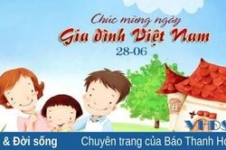 'Ba ngọn nến lung linh...'