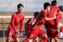 Mạnh Dũng, Tuấn Tài được đề xuất cùng U23 Việt Nam đá V-League