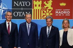 NATO chính thức mời Phần Lan và Thụy Điển gia nhập liên minh