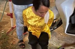 Hành tung của gã trai thích giả gái, mang đồ bà ba lượn phố