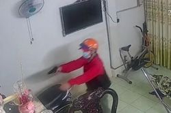 Bắt kẻ dùng súng giả khống chế người phụ nữ để cướp vàng ở TPHCM