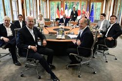 G7 kết thúc hội nghị thượng đỉnh, cam kết sẽ gây khó dễ lên kinh tế Nga