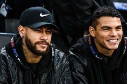 Thiago Silva: Neymar phải đến Chelsea!
