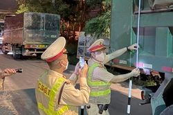 Cắt thành thùng cơi nới, xe quá tải hết 'đất sống'