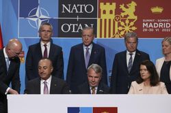 Thổ Nhĩ Kỳ bất ngờ 'bật đèn xanh' để Phần Lan - Thụy Điển gia nhập NATO