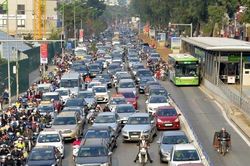 Đề xuất duy trì BRT và sớm triển khai 14 tuyến đường dành riêng cho xe buýt