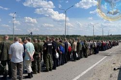 Nga và Ukraine trao đổi số lượng tù nhân lớn nhất kể từ khi xung đột