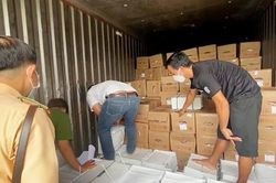 Phát hiện xe ô tô tải vận chuyển gần 16 tấn thịt heo không rõ nguồn gốc