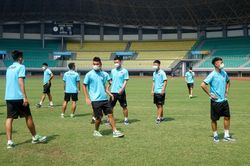 U19 Việt Nam hủy tập, lo tắc đường ở Indonesia