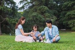 Cha mẹ thông minh thường áp dụng 2 quy tắc này để dạy con