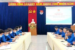 Gia Lai: Tập huấn chương trình 'Tư vấn-Tiếp sức mùa thi' năm 2022