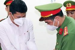 Bắt nguyên Giám đốc CDC Bình Phước liên quan đến Việt Á