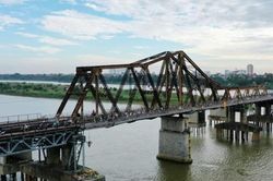 Tương lai nào cho cầu Long Biên?