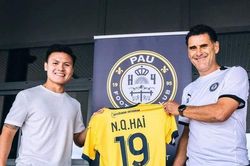 HLV Pau FC muốn cùng Quang Hải dự UEFA Champions League