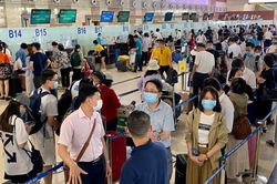 Hàng không Việt Nam: Hành trình phục hồi còn lắm gian nan