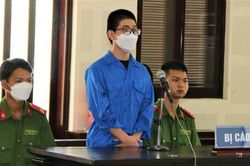Theo bạn đi xin lỗi người yêu cũ rồi gây án mạng, nam thanh niên lĩnh 15 năm tù