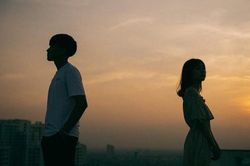 Trong bữa cơm, vợ bỗng nói một chuyện khiến tôi bàng hoàng, không ngờ cô ấy có ý định đáng giận đến thế!