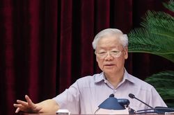 Tổng Bí thư Nguyễn Phú Trọng giao nhiệm vụ cho cán bộ 'rường cột' nước nhà, những 'Bao Công' của thời đại ngày nayTin khácCông tác dân vận tạo sự đồng thuận trong giải phóng mặt bằngĐẩy mạnh tuyên truyền học tập và làm theo tư tưởng, đạo đức, phong cách H
