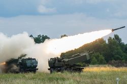 Pháo phản lực Mỹ có giúp xoay chuyển cục diện ở Ukraine?