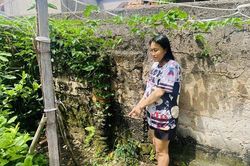 Bắt quả tang 'bà bầu' đang tìm địa điểm để sử dụng ma túy
