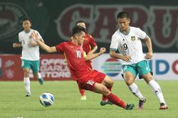 Ronaldo mờ nhạt trong trận hòa kịch tính giữa U19 Indonesia và Việt Nam