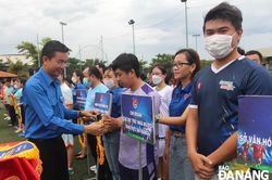 Gần 700 vận động viên dự giải bóng đá nam, nữ Đoàn khối Các cơ quan thành phố lần 2 năm 2022