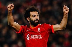 Salah lĩnh lương cao nhất Ngoại hạng Anh nhưng vẫn kém xa Mbappe, Messi