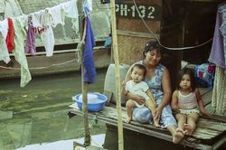 Cuộc đời sau ống kính: Nhớ vạn đò Huế…