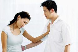 Ly thân 2 tháng, chồng đã đem sổ tiết kiệm đến xin tôi tái hợp