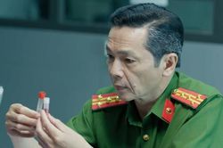 Đạo diễn 'Về nhà đi con' đưa vụ nâng giá kit test lên phim