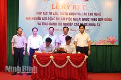 Ký kết hợp tác đào tạo nguồn lao động đi làm việc ngoài nước