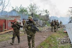 Nga dùng chiến thuật nào ở Lysychansk?