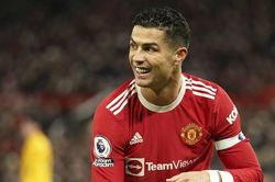Phản ứng của cầu thủ MU khi biết Ronaldo đòi ra đi