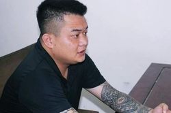 3 đối tượng ném chất nổ để trả thù nhưng ném nhầm nhà