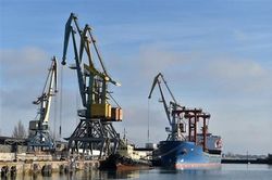 Kinh tế Ukraine suy giảm ít nhất 35% trong năm nay