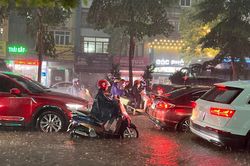 Thời tiết ngày 6-7: Bắc Bộ mưa dông, Trung Bộ nắng nóng