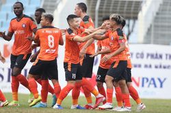 Các khán đài đã giàu sức sống