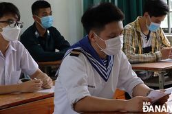 Hơn 12.700 thí sinh làm thủ tục dự thi tốt nghiệp THPT
