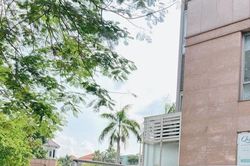 Con gái Trường Giang - Nhã Phương: Xinh xắn như công chúa, chăm chỉ học ngoại ngữ